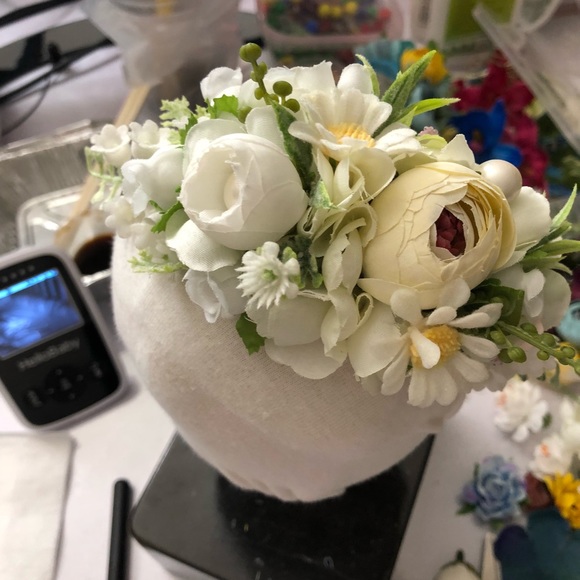 Flower headband - Picture 2 of 3